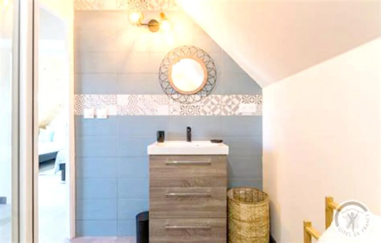 Maison Charmante A Pontorson Avec Piscine Partagee France