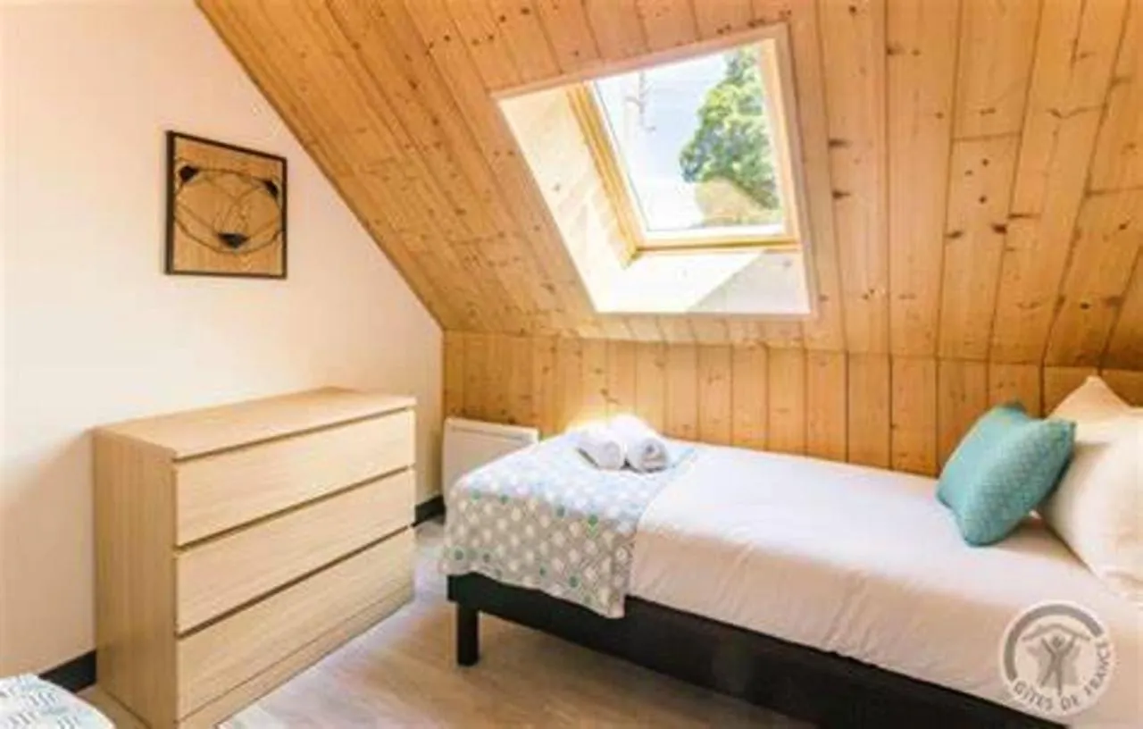 Maison Charmante A Pontorson Avec Piscine Partagee